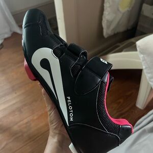 BRAND NEW- NWOT- Men’s  Pelaton Cycle shoes